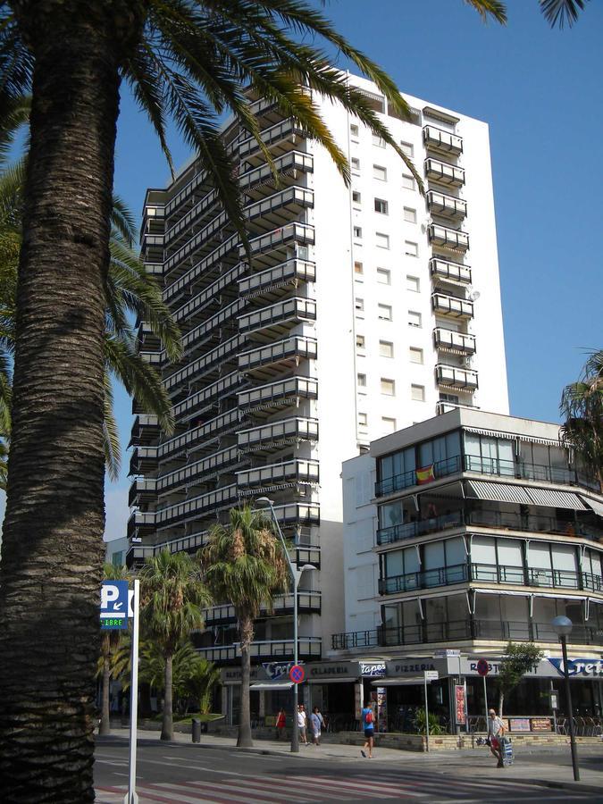 Apartamento Rodas Arysal Salou Bagian luar foto